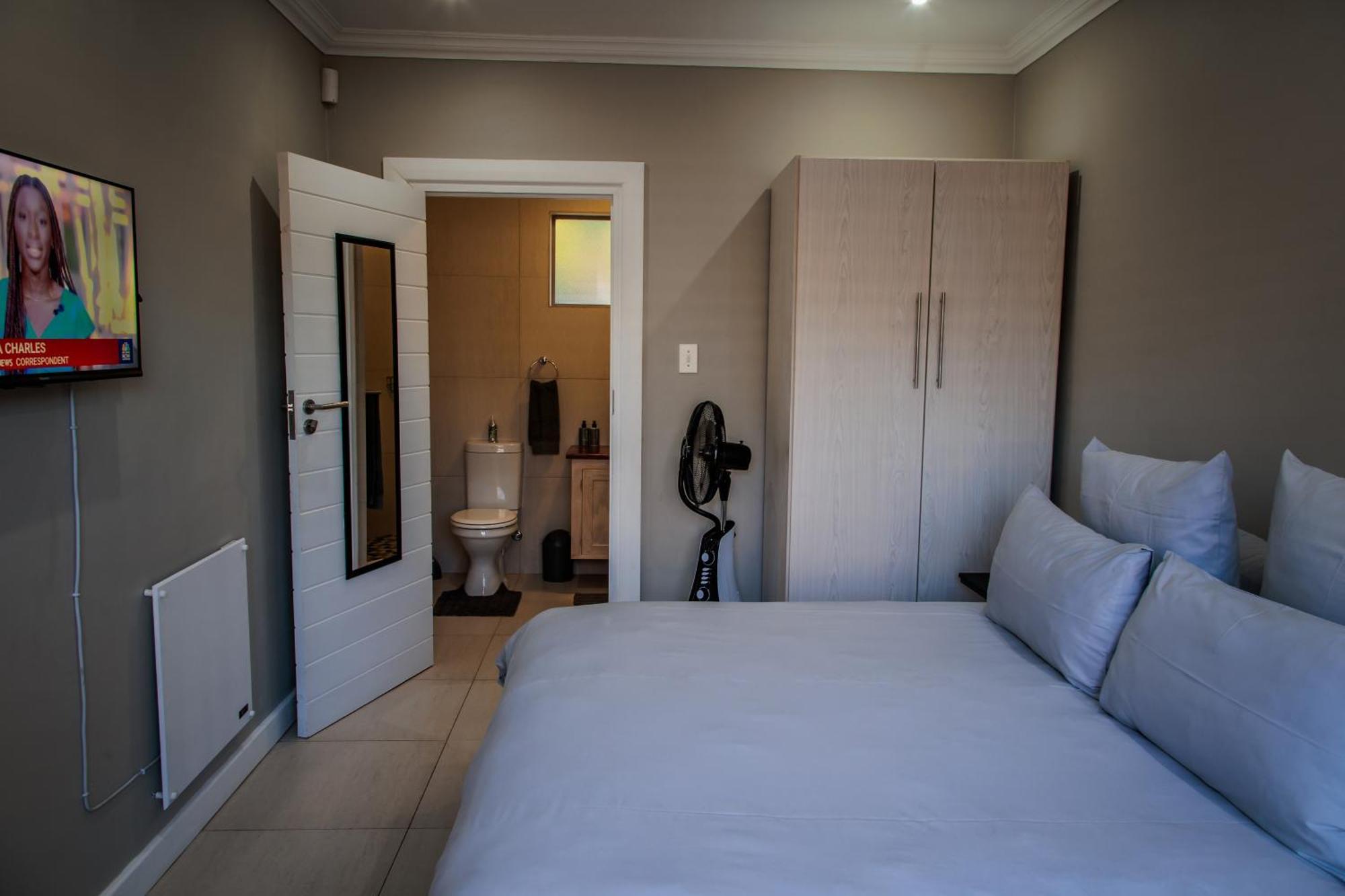 Marilyn'S Rooms Свеллендам Номер фото
