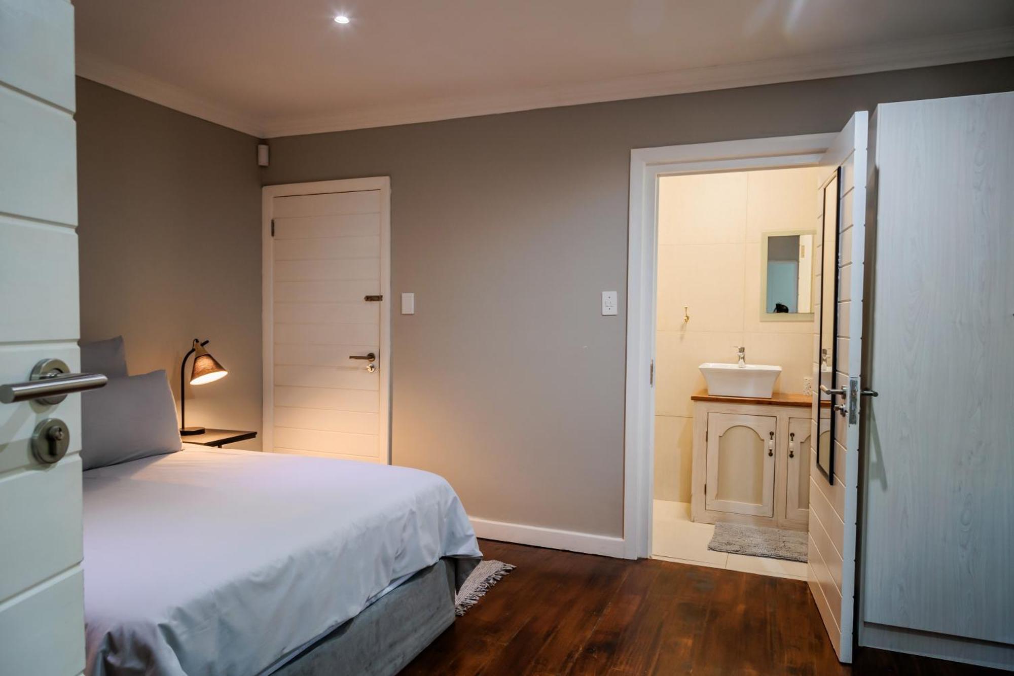 Marilyn'S Rooms Свеллендам Номер фото